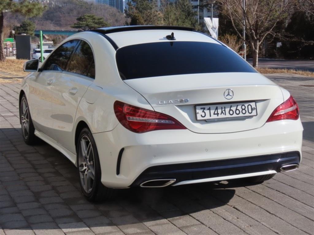 Mercedes Benz CLA Class - Vista 7