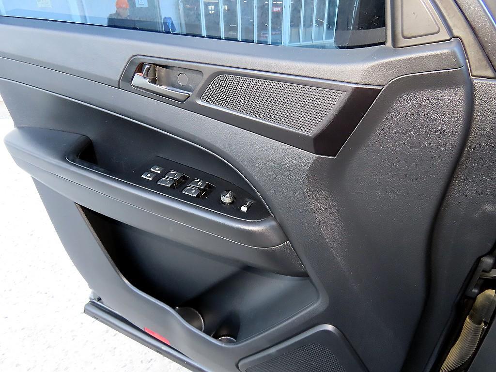 Ssangyong Rexton - Vista 11