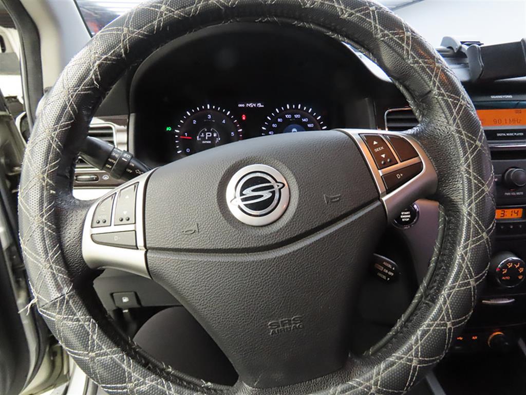 Ssangyong Korando - Vista 8