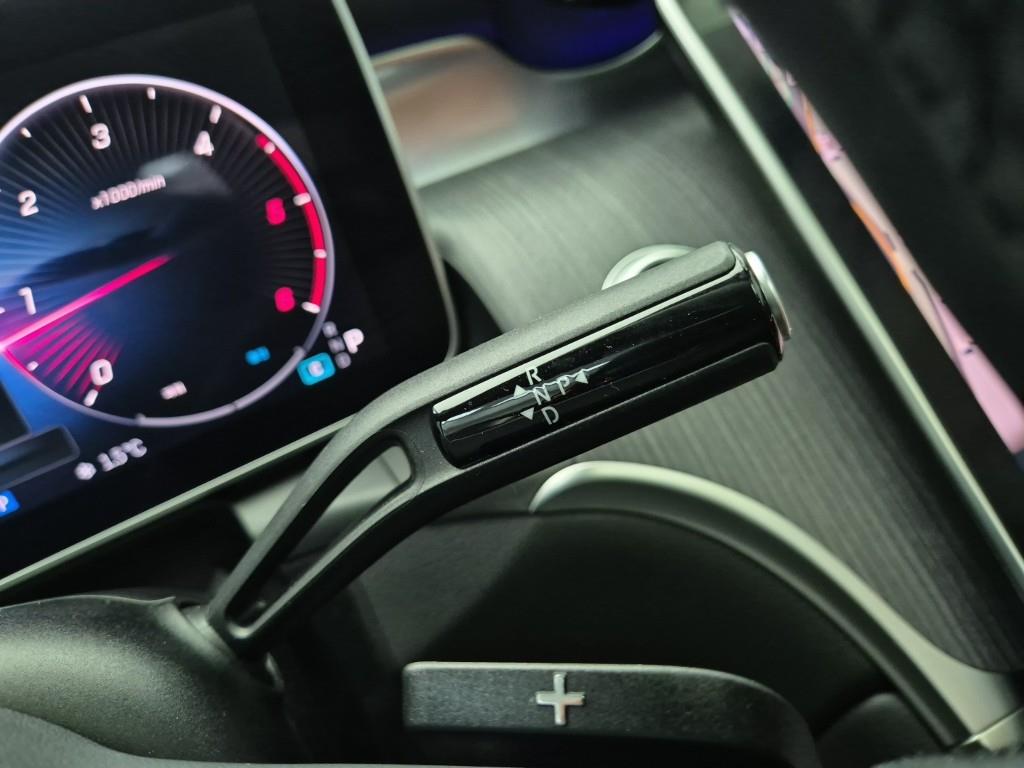 Mercedes Benz GLC Class - Vista 8