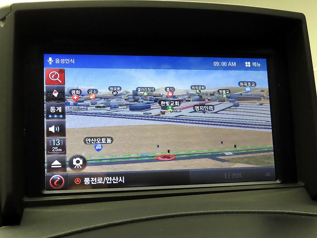 HYUNDAI Starex - Vista 8