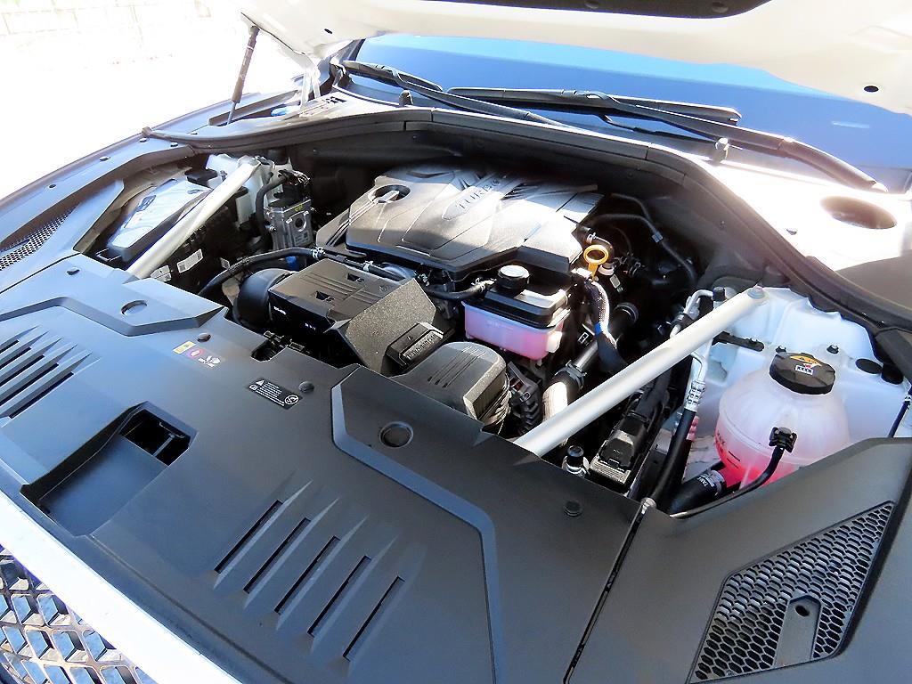 Genesis GV70 2024 Blanco - Importación desde Corea - HF Imports Iquique - Foto 19