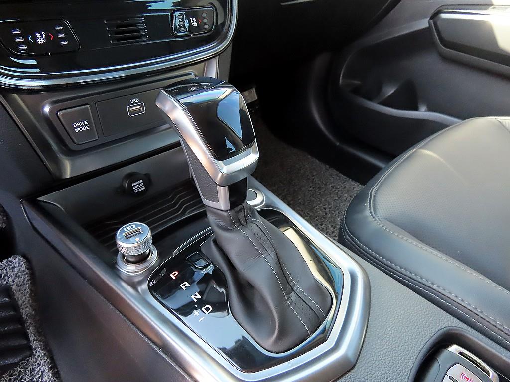 Ssangyong Tivoli - Vista 11