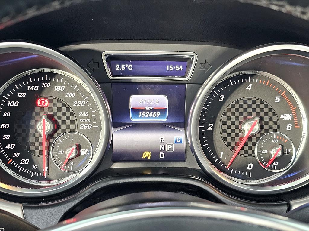 Mercedes Benz GLE Class - Vista 7