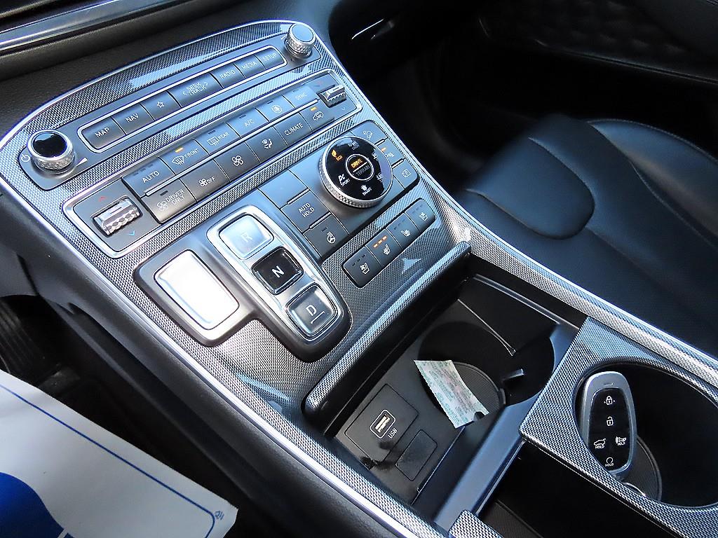 HYUNDAI Santa Fe - Vista 10