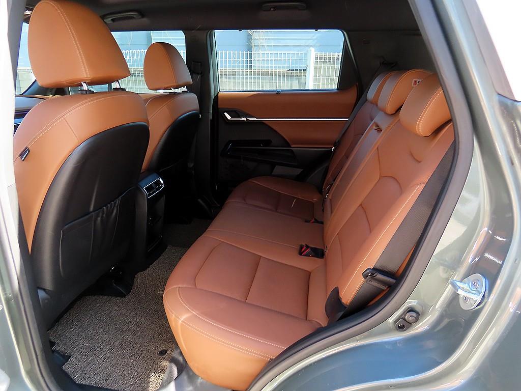 Ssangyong Torres - Vista 6