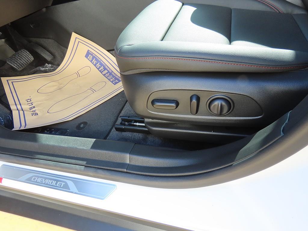 Chevrolet Trax 2025 Blanco - Importación desde Corea - HF Imports Iquique - Foto 17