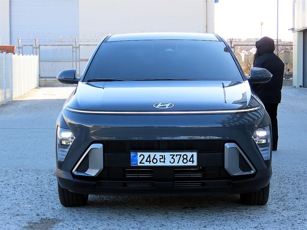 HYUNDAI Kona 2025 Gris - Importación desde Corea - HF Imports Iquique - Foto 1