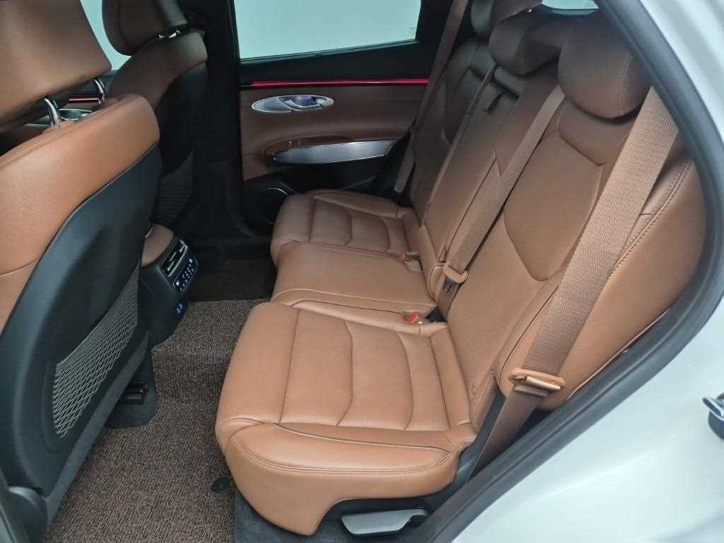 Genesis GV70 - Vista 12