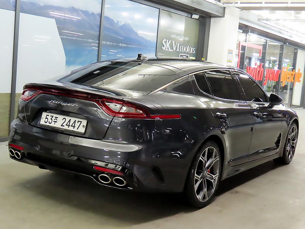 KIA Stinger - Vista 4