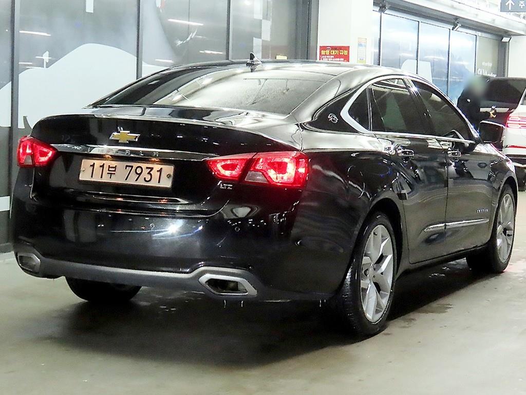 Chevrolet Impala - Vista 4