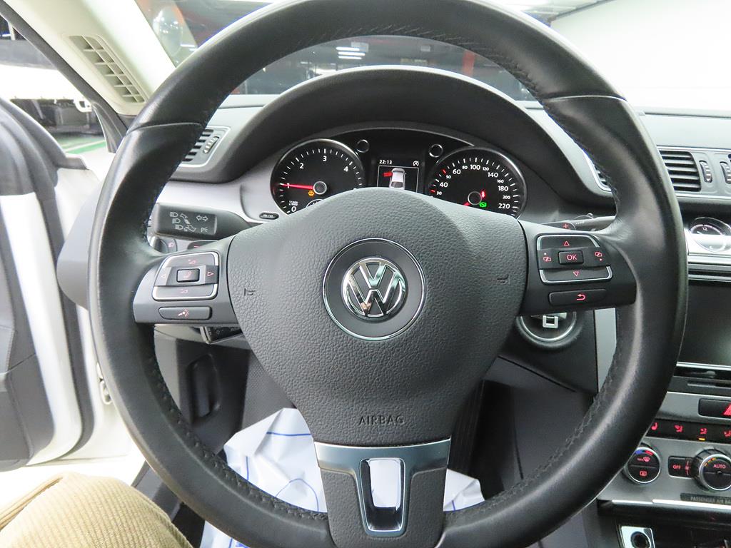 Volkswagen CC - Vista 8