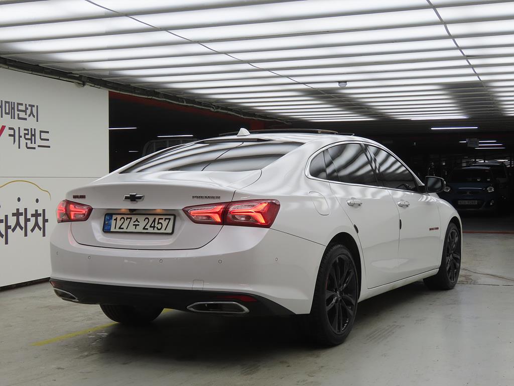 Chevrolet Malibu - Vista 4