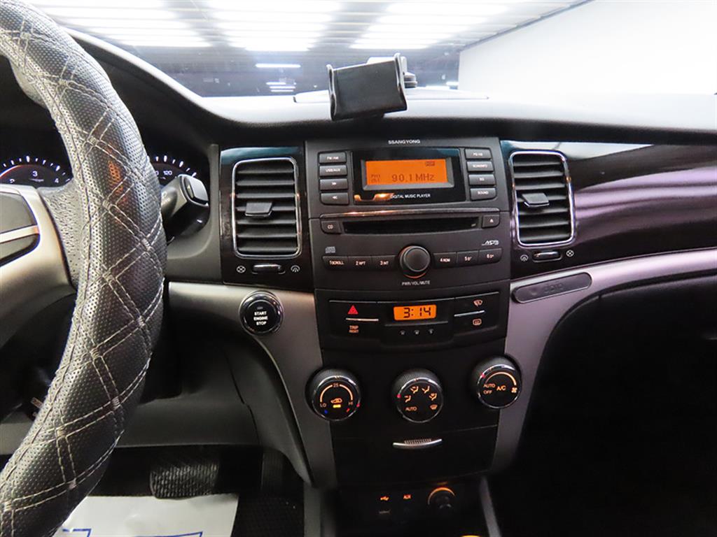 Ssangyong Korando 2011 Plateado - Importación desde Corea - HF Imports Iquique - Foto 16