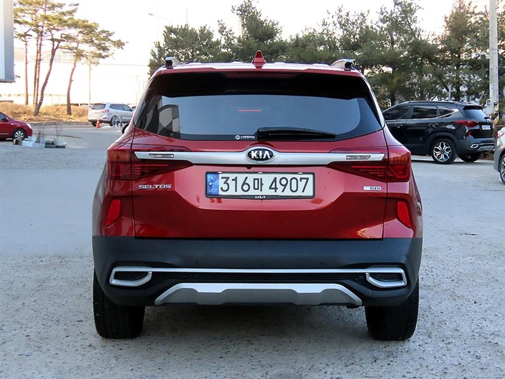 KIA Seltos - Vista 4