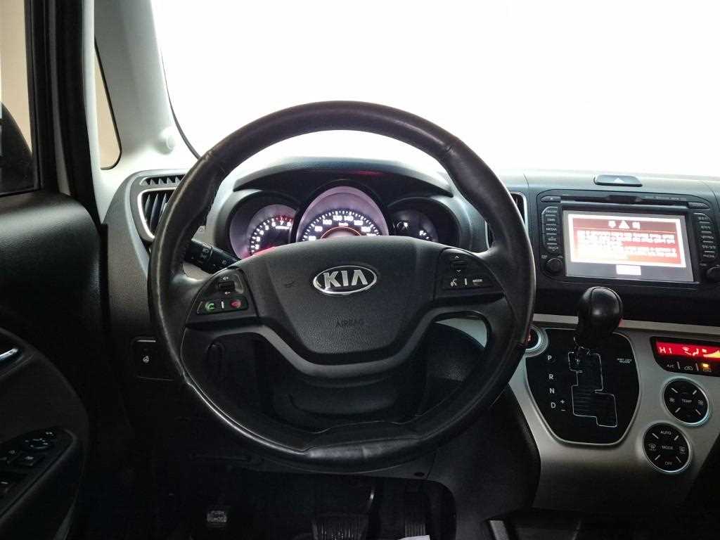 KIA Ray - Vista 9