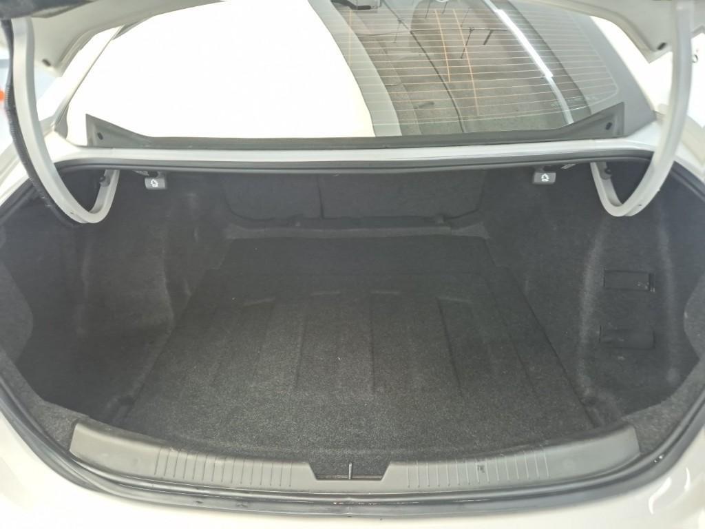 Chevrolet Malibu 2019 Blanco - Importación desde Corea - HF Imports Iquique - Foto 18