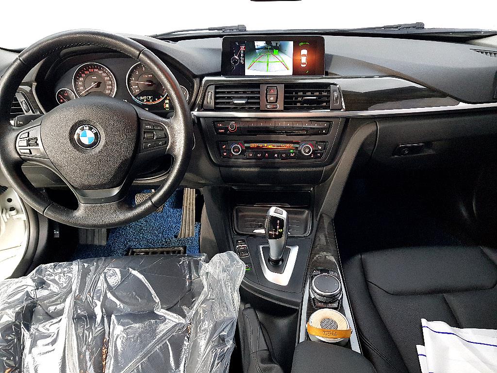 BMW 3 series - Vista 5