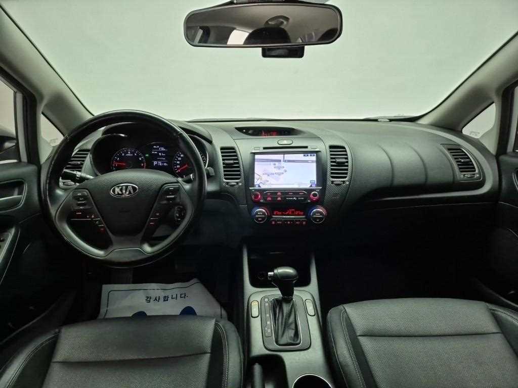 KIA K3 - Vista 7