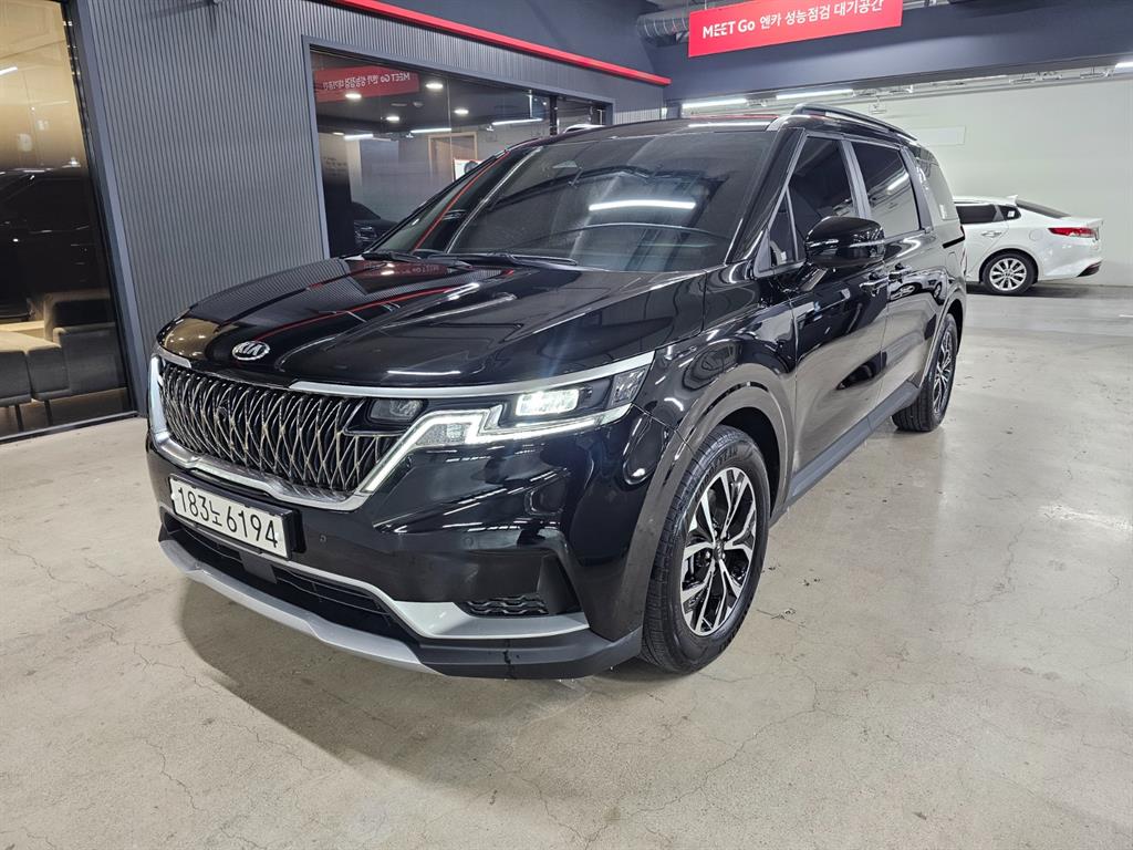 KIA Carnival 2021 Negro - Importación desde Corea - HF Imports Iquique - Foto 1