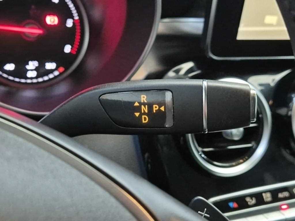 Mercedes Benz C Class - Vista 8