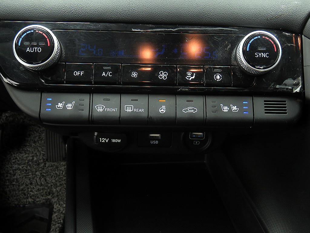 HYUNDAI Avante 2023 Blanco - Importación desde Corea - HF Imports Iquique - Foto 13