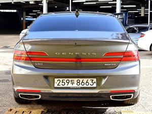 Genesis G90 - Vista 6