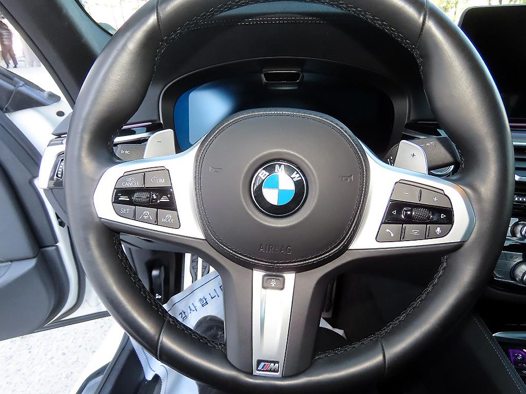 BMW 5 Series - Vista 8