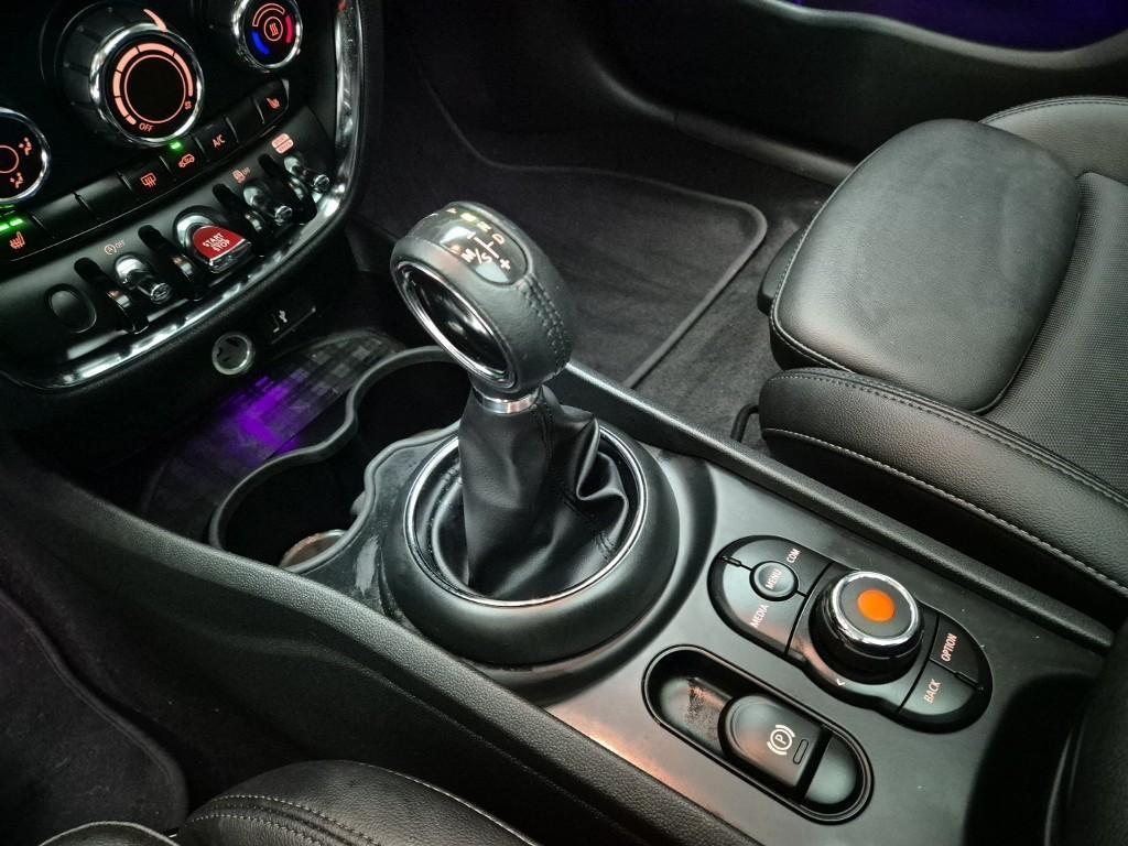 Mini Clubman - Vista 8