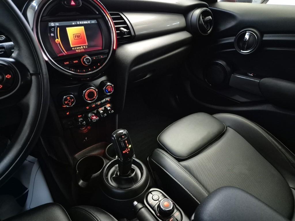 Mini Cooper - Vista 10