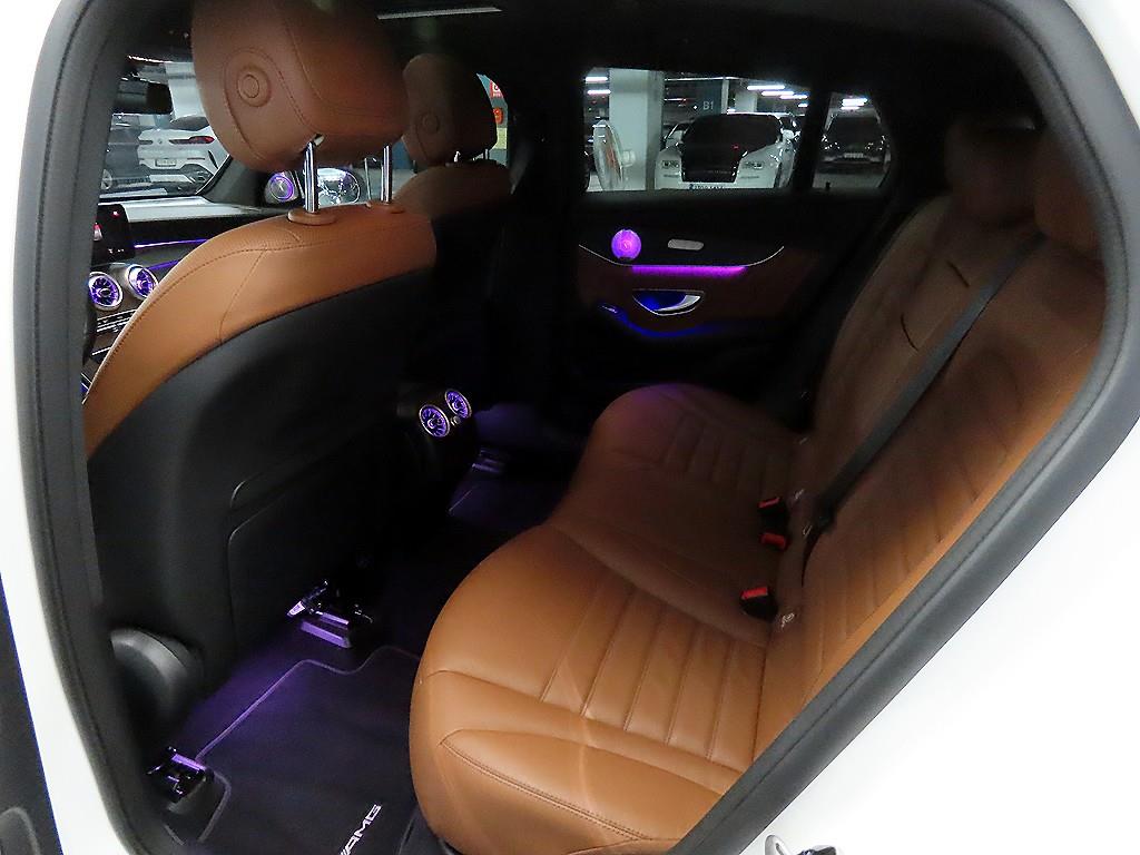 Mercedes Benz GLC Class - Vista 7