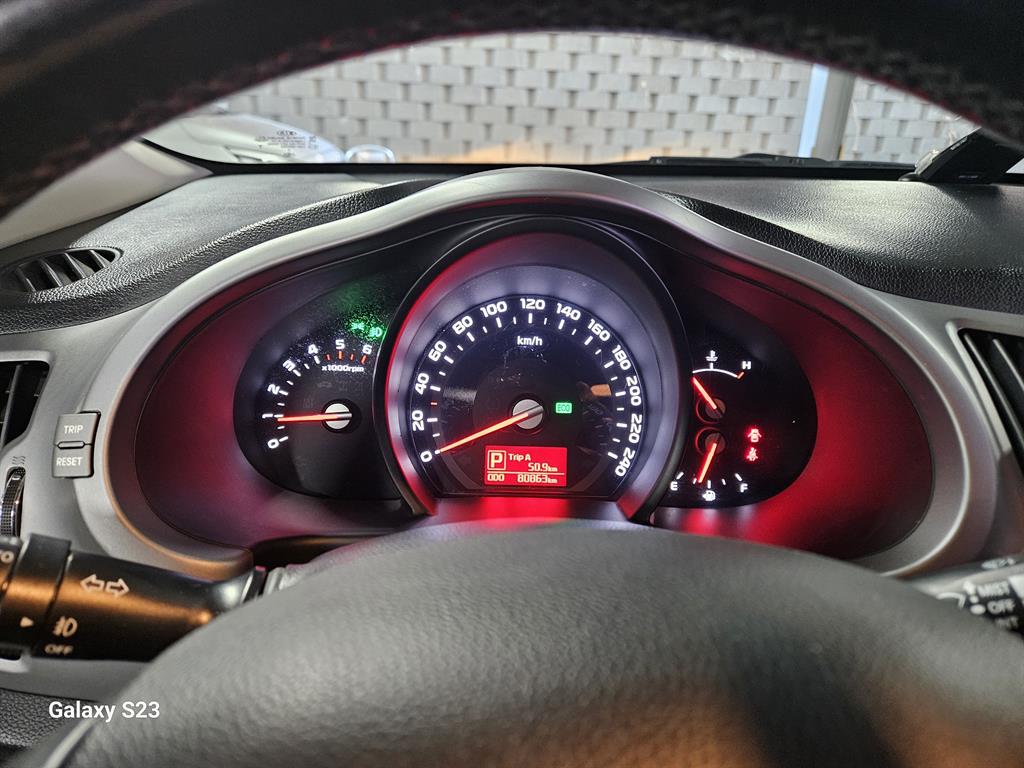 KIA Sportage 2015 Plateado - Importación desde Corea - HF Imports Iquique - Foto 15