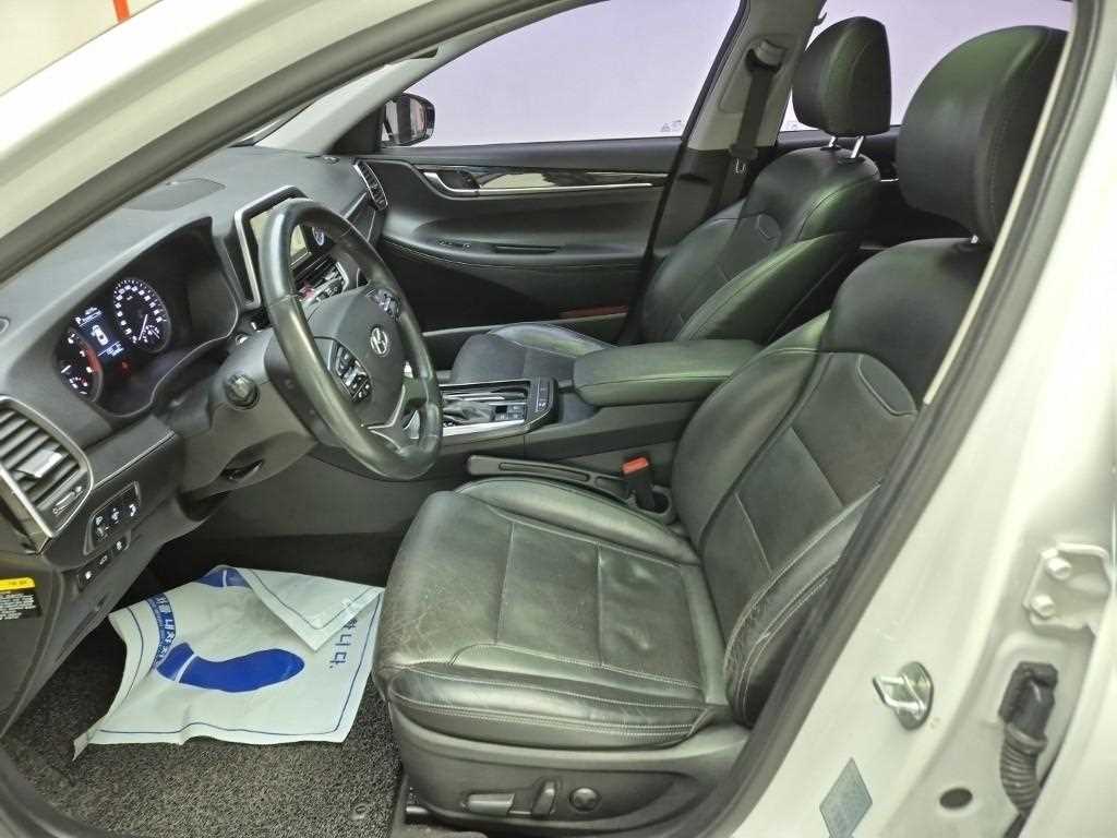 HYUNDAI Grandeur - Vista 11