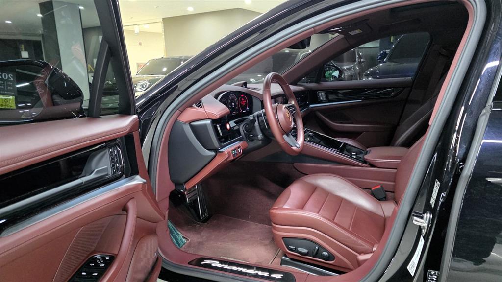 Porsche Panamera - Vista 12