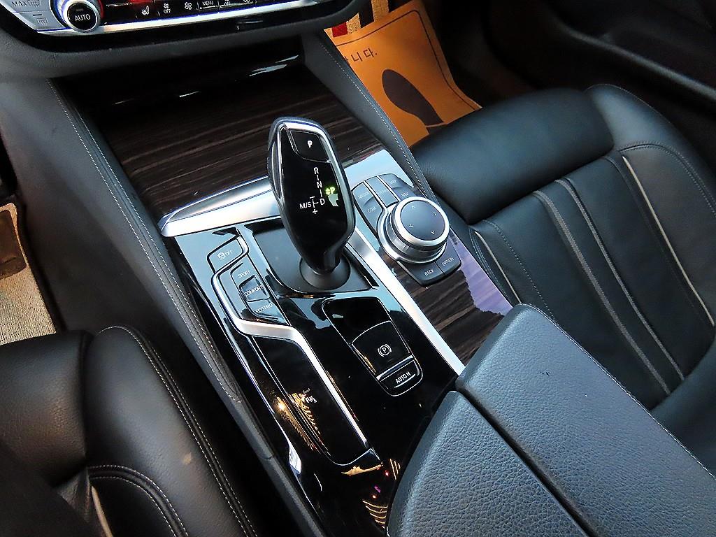 BMW 5 Series - Vista 11