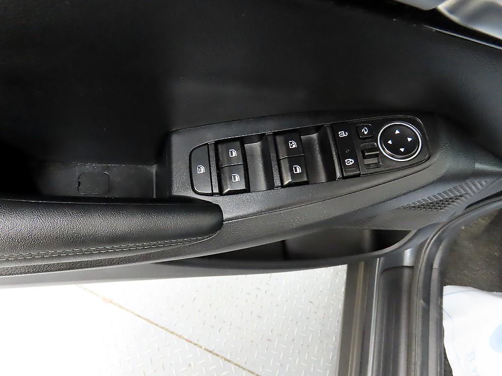 KIA Seltos - Vista 11