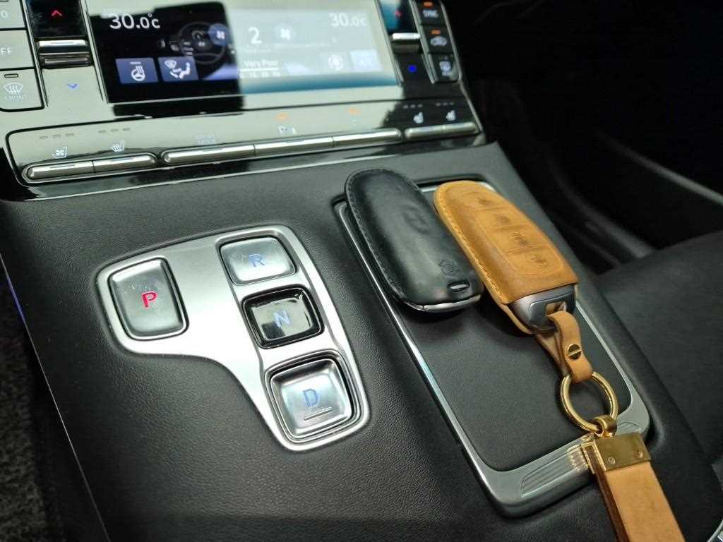 HYUNDAI Grandeur - Vista 8