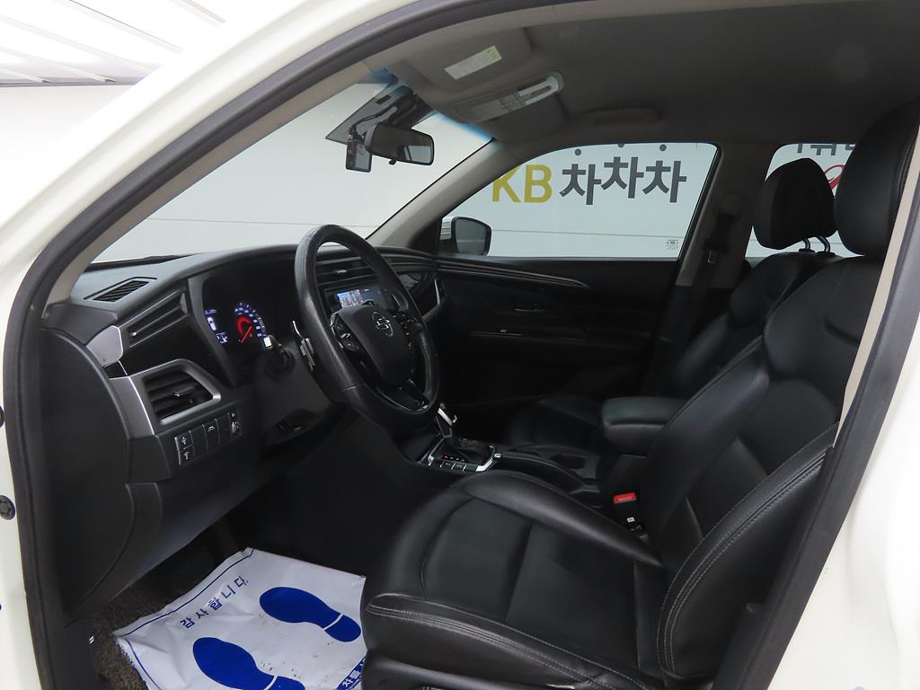 Ssangyong Korando - Vista 5