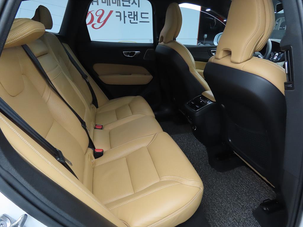 Volvo XC60 - Vista 6