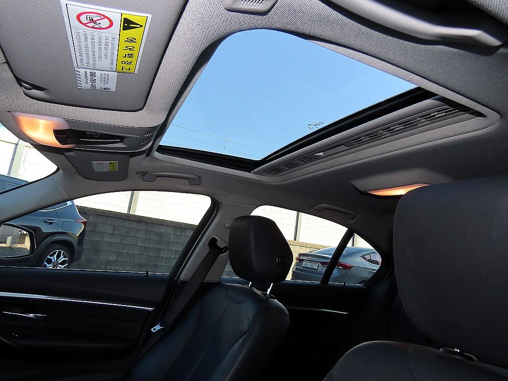 BMW 3 series 2017 Gris - Importación desde Corea - HF Imports Iquique - Foto 18