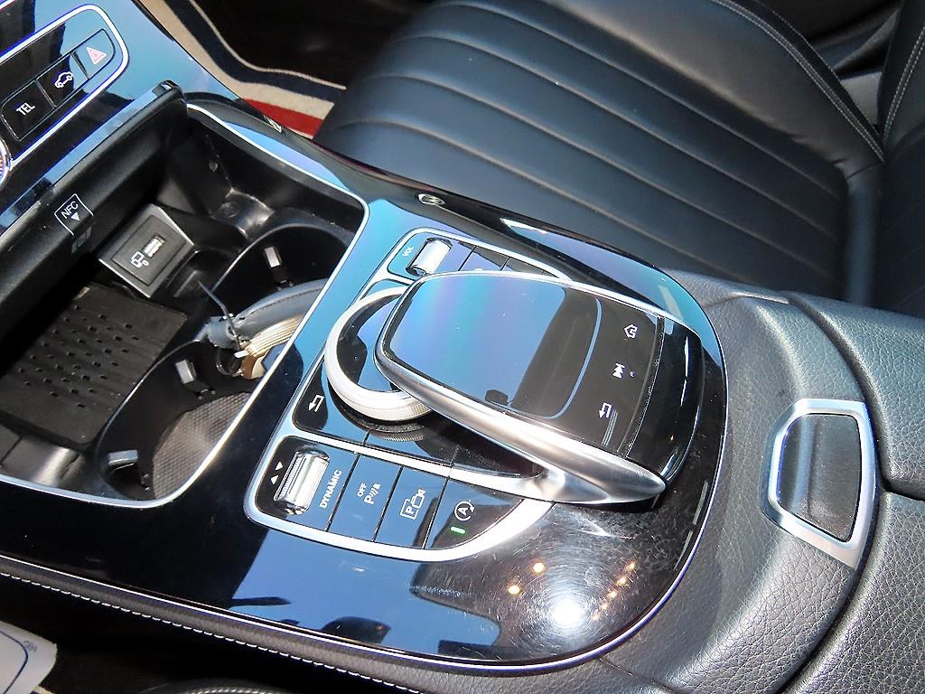 Mercedes Benz E class - Vista 11