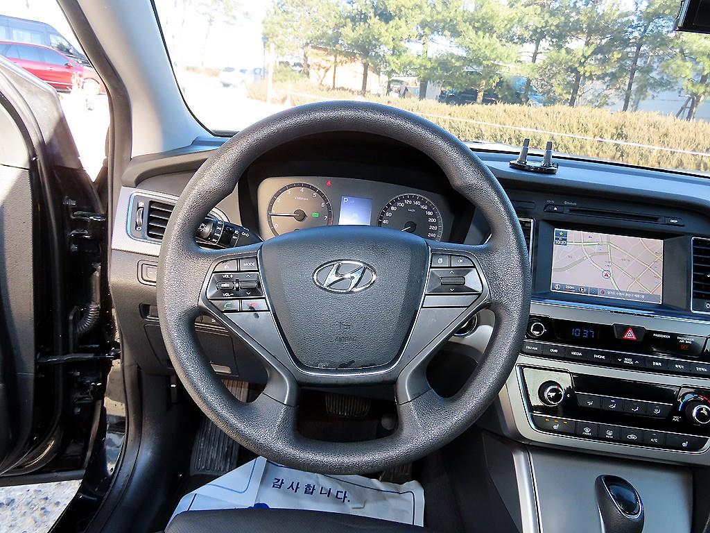 HYUNDAI Sonata - Vista 8