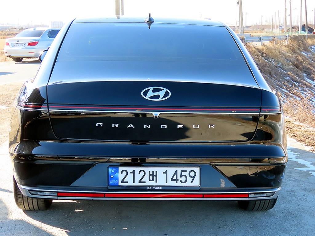 HYUNDAI Grandeur - Vista 4