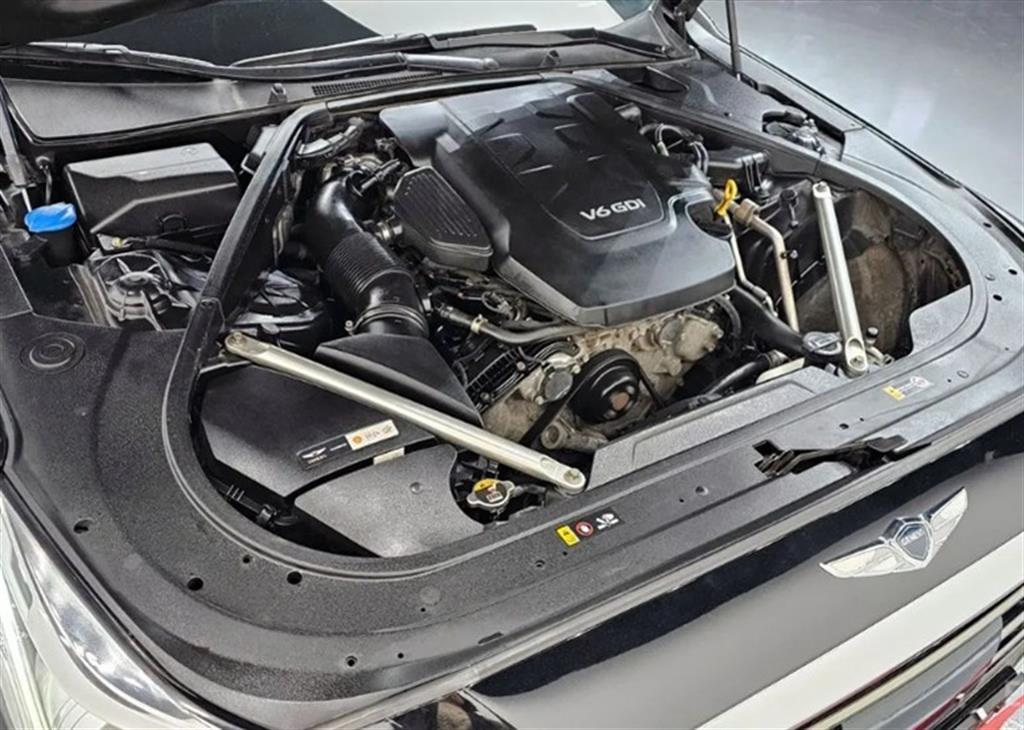 Genesis EQ900 - Vista 6