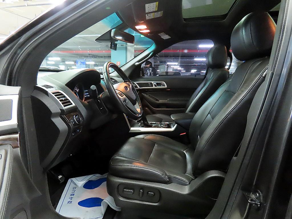 Ford Explorer - Vista 6