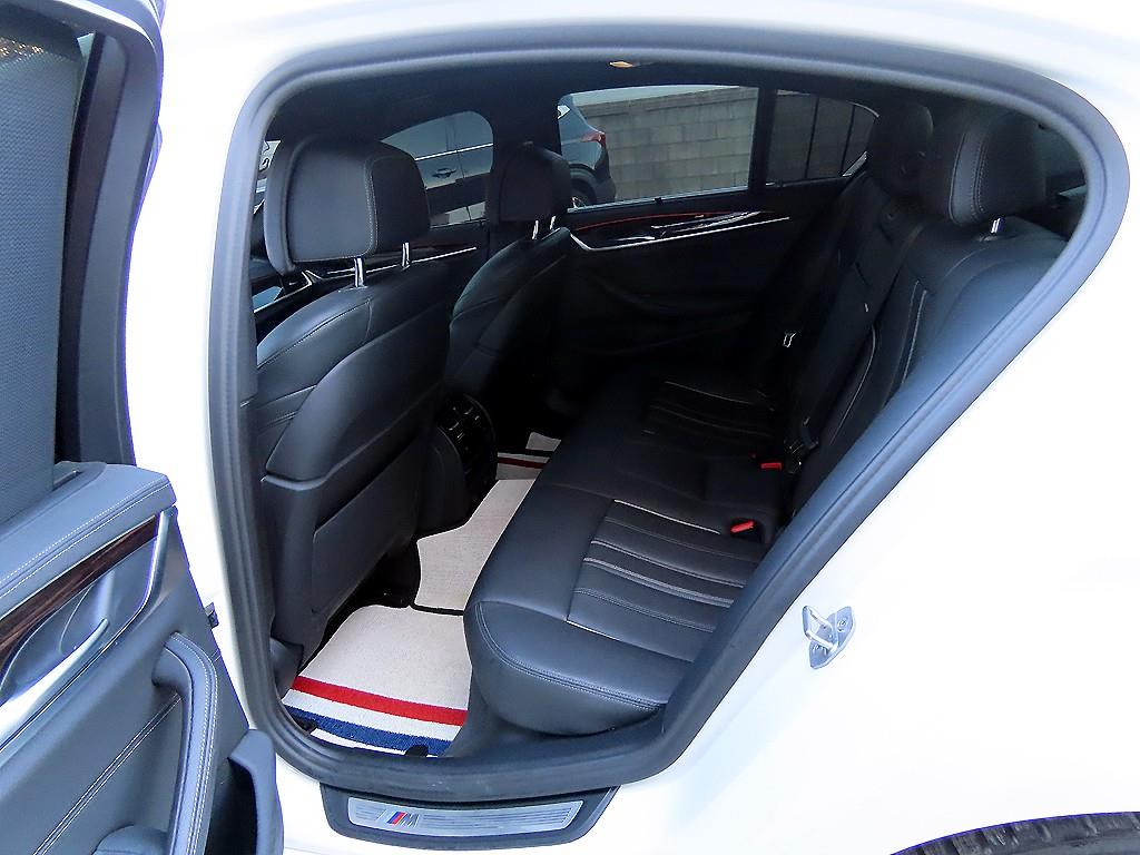 BMW 5 Series - Vista 6