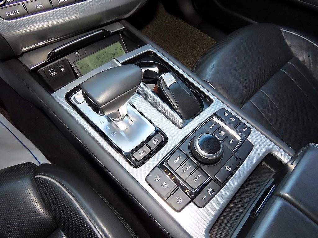 Genesis G80 - Vista 11