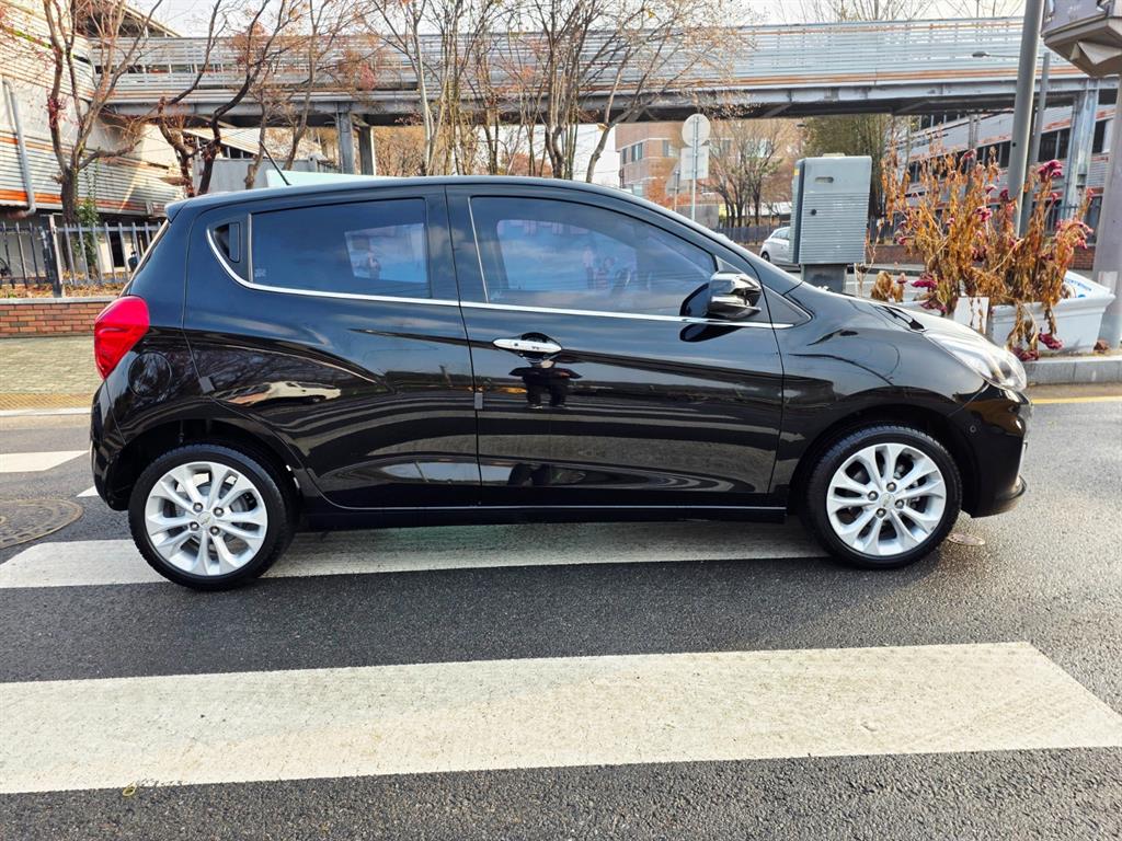 Chevrolet Spark - Vista 4