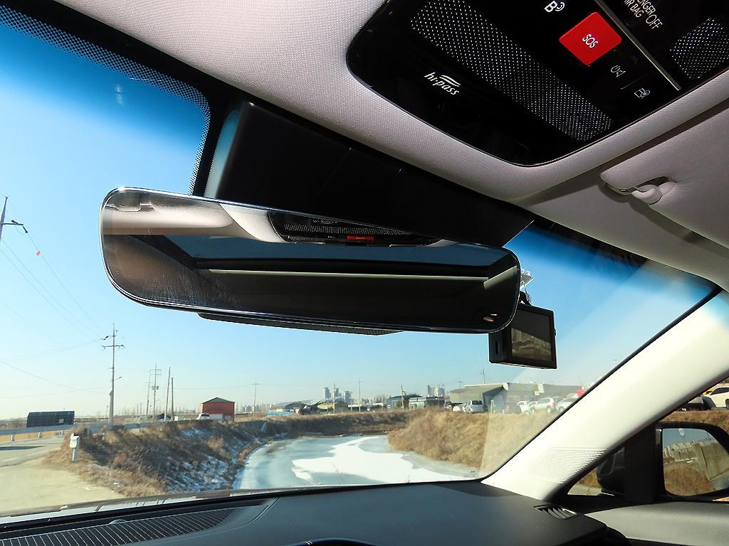 HYUNDAI Grandeur - Vista 12