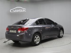 Chevrolet Cruise - Vista 8